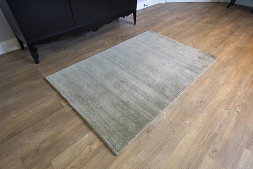 100% Wool Grey Royal Delhi Indian Rug Design Handknotted in India with a 20mm pile