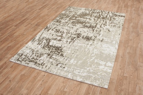 Ella Claire Handknotted in India 80% Wool and 20% Bamboo Silk 10mm