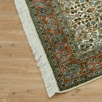 100% Silk Cream Kashmiri Silk Rug KSK045082 292 x 81 Handknotted in Kashmir with a 5mm pile Image 2