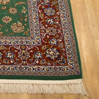 100% Wool Green Persian Ipsphan Rug PIS020000 232 x 152 Handknotted in Iran with a 10mm pile Image 2