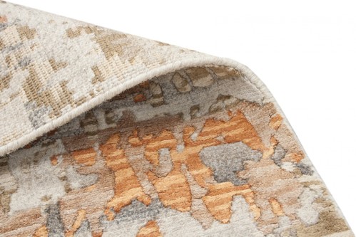 Ella Claire Handknotted in India 80% Wool and 20% Bamboo Silk 10mm