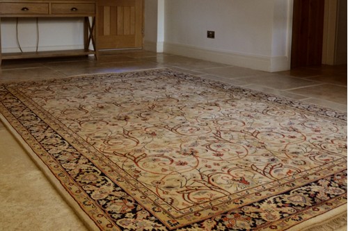 100% Wool Cream Very Fine Indo Persian Rug Design Handknotted in India with a 12mm pile